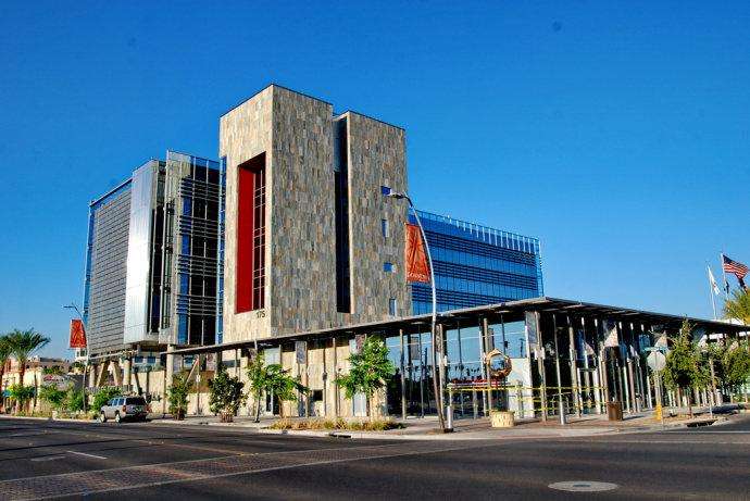 公建建築取暖製冷如何有效利用地熱能？